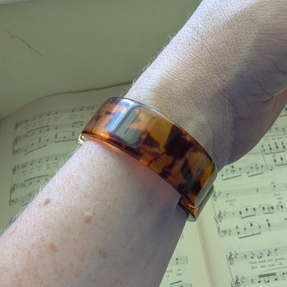 Casio Gold and Brown Quartz Watch - Picture 3 of 10